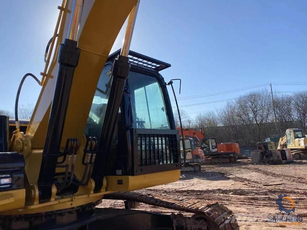 CAT 325D حفارات زحافة