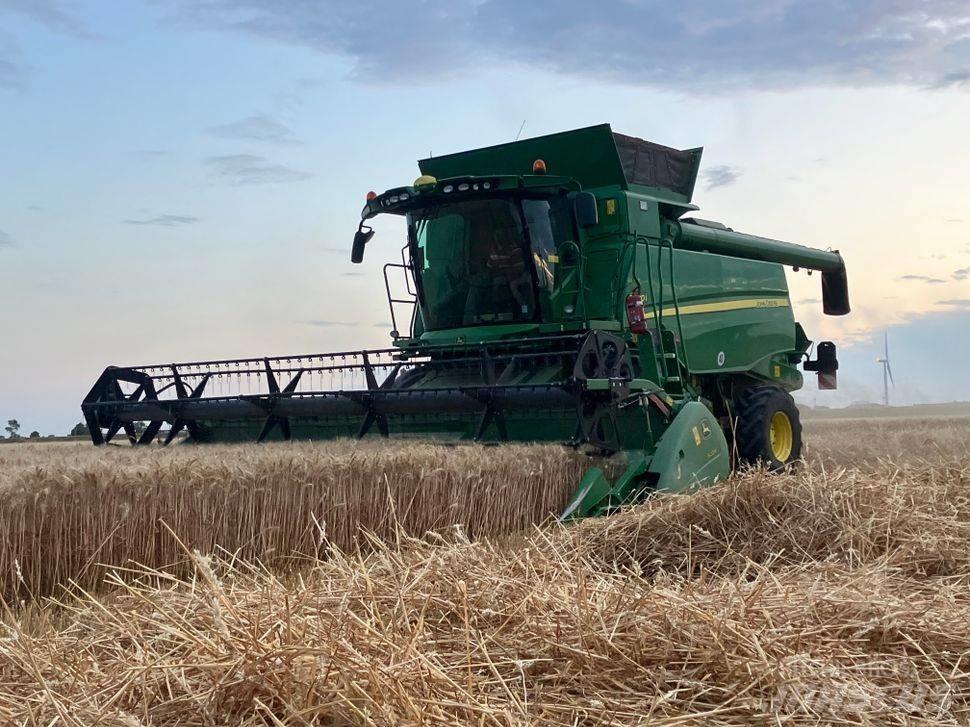 John Deere T 670 i حصادات