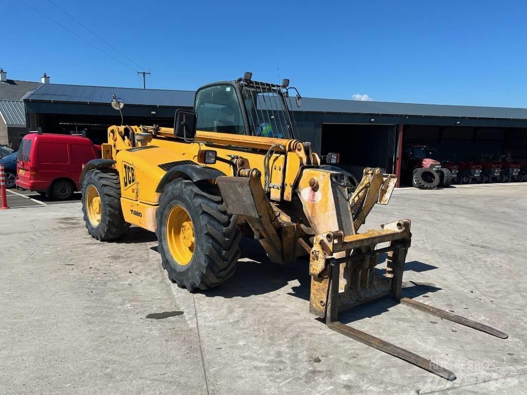 JCB 537-135 مناولات متداخلة