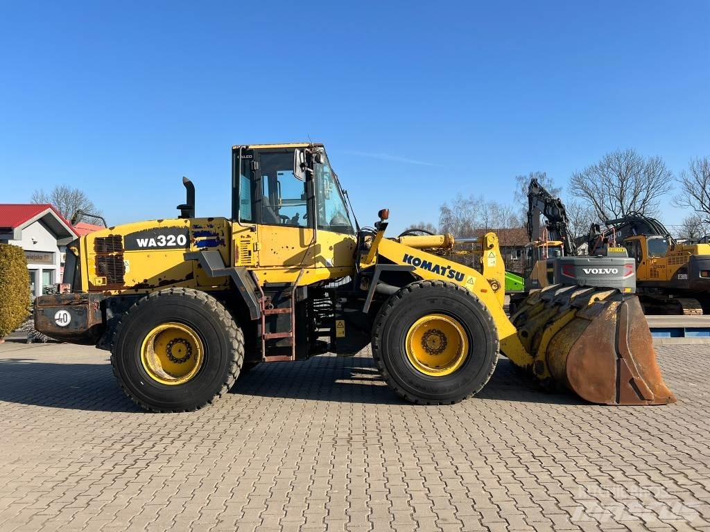 Komatsu WA 320-5 لوادر بعجل