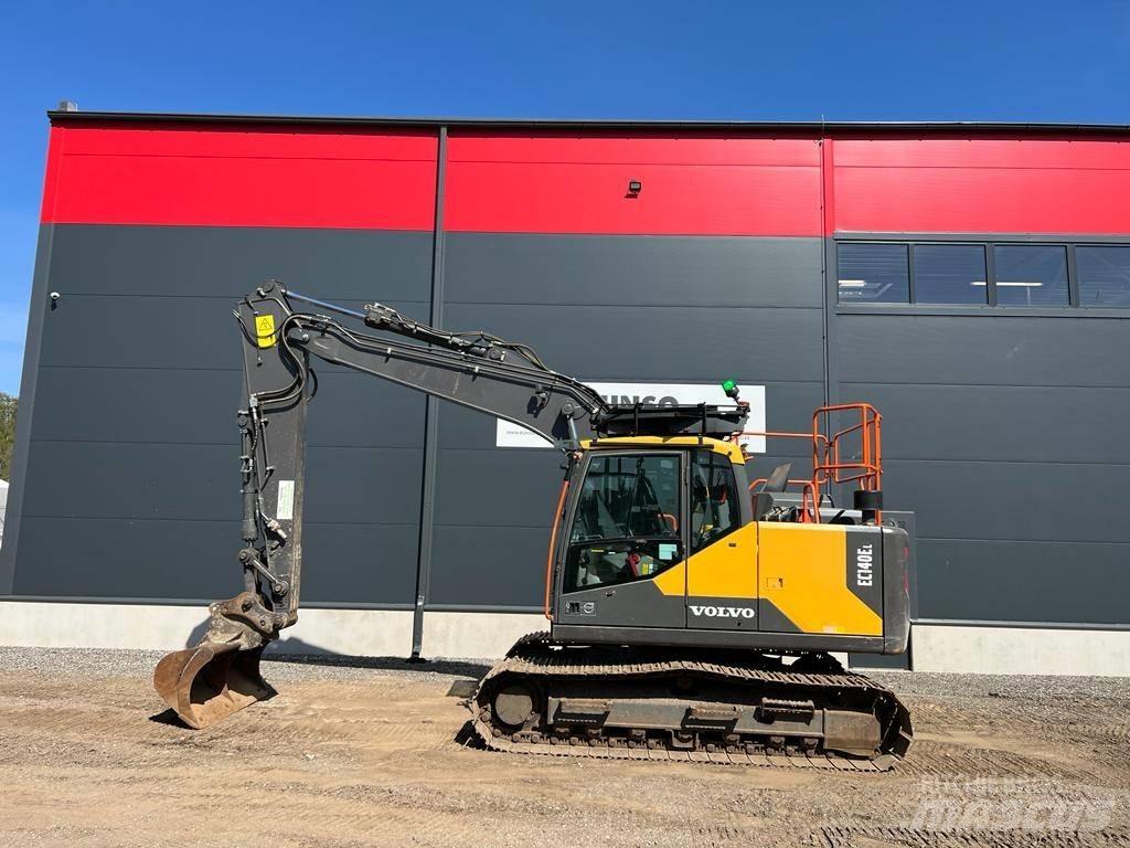Volvo EC 140 E حفارات زحافة