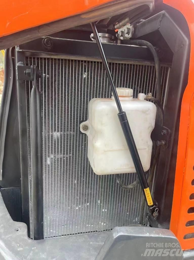 Doosan DX 60-9 حفارات صغيرة أقل من 7 طن (حفارات صغيرة)