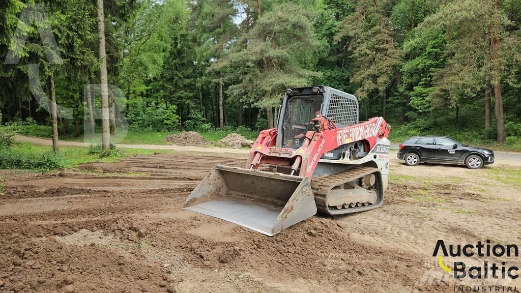 Takeuchi TL12V-2 لوادر زحافة