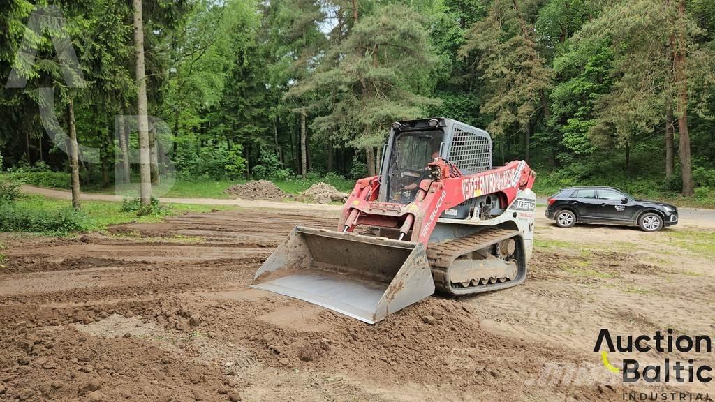 Takeuchi TL12V-2 لوادر زحافة