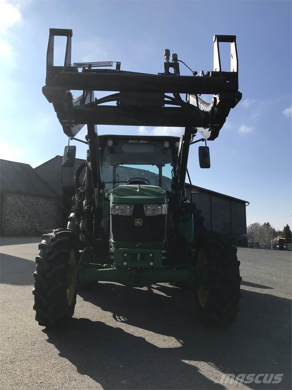 John Deere 5075 E الجرارات