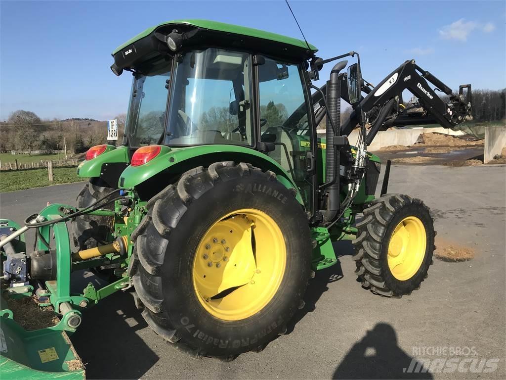 John Deere 5075 E الجرارات