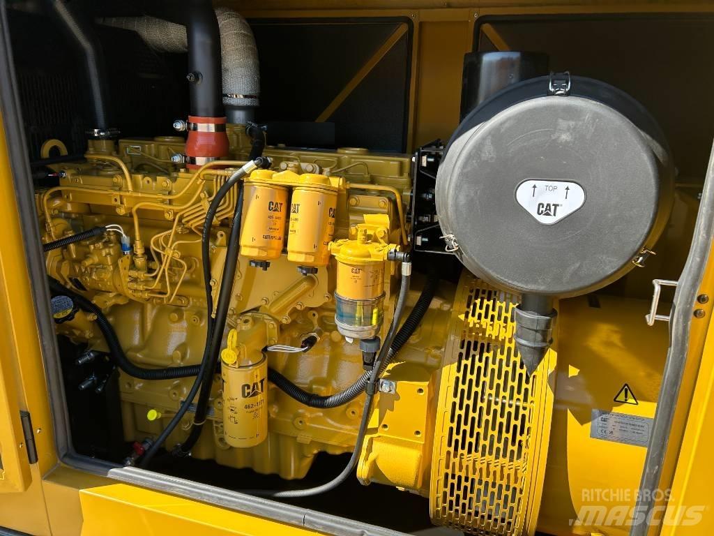 CAT DE 220 GC مولدات ديزل