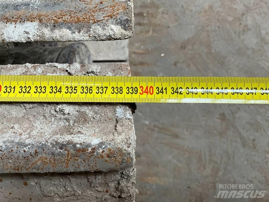 Hitachi ZX 250 LC-3 حفارات زحافة