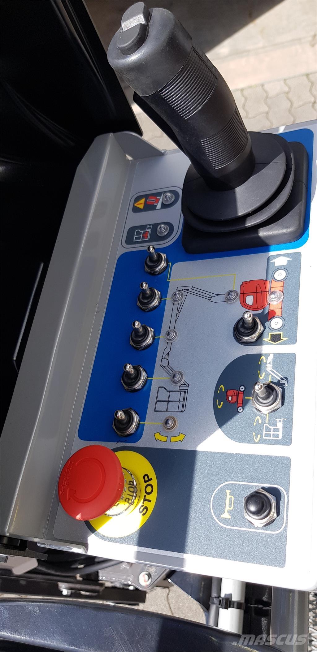 Manitou 120AETJ-C رافعات سلة مفصلية