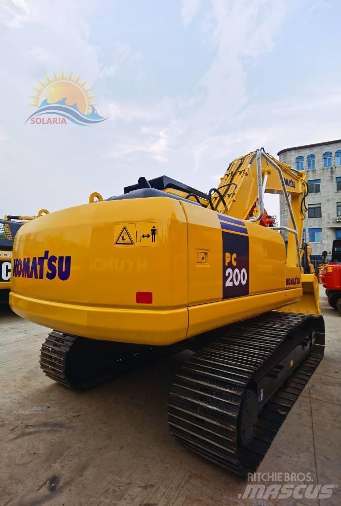 Komatsu PC 200-7 حفارات زحافة