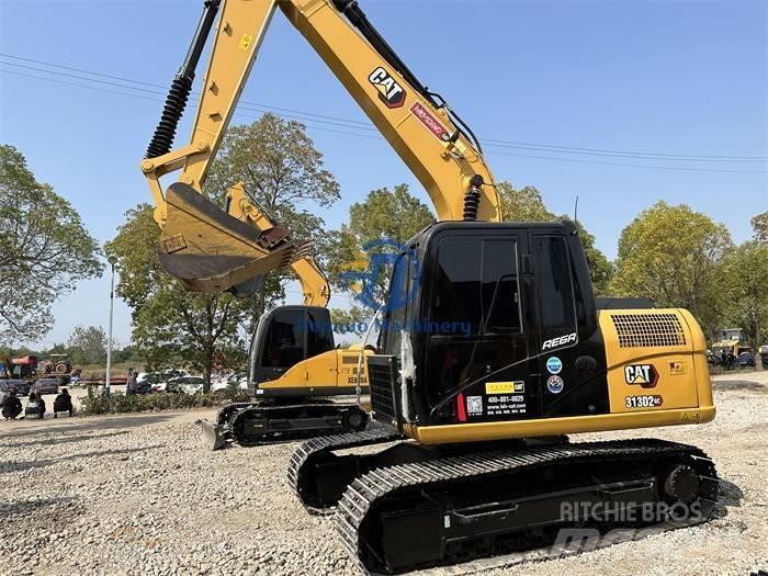 CAT 313D2GC حفارات وسط 7 طن - 12 طن