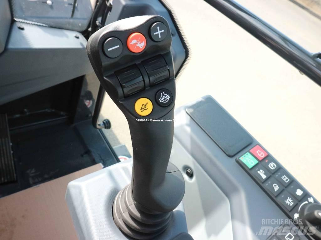 Bobcat L 75 لوادر بعجل