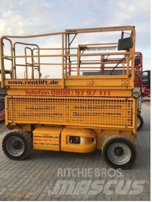 JLG 4069 LE رافعات مقصية الشكل