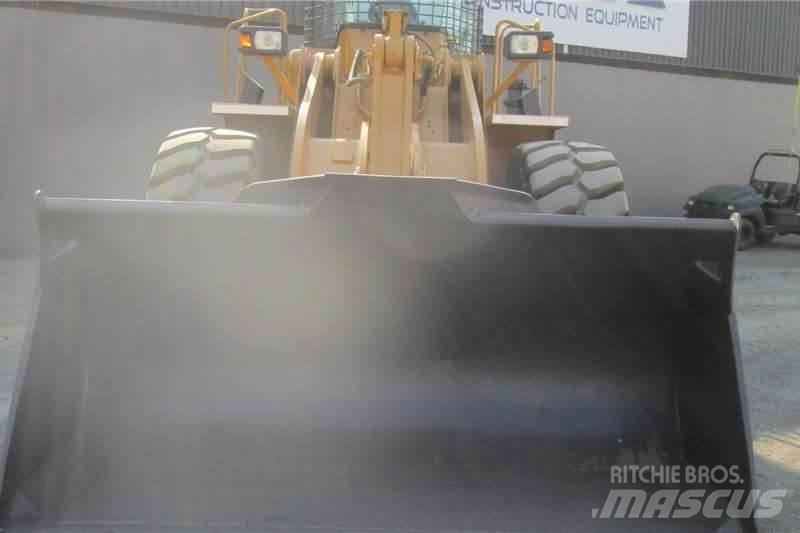 Lovol FL958G-II لوادر بعجل