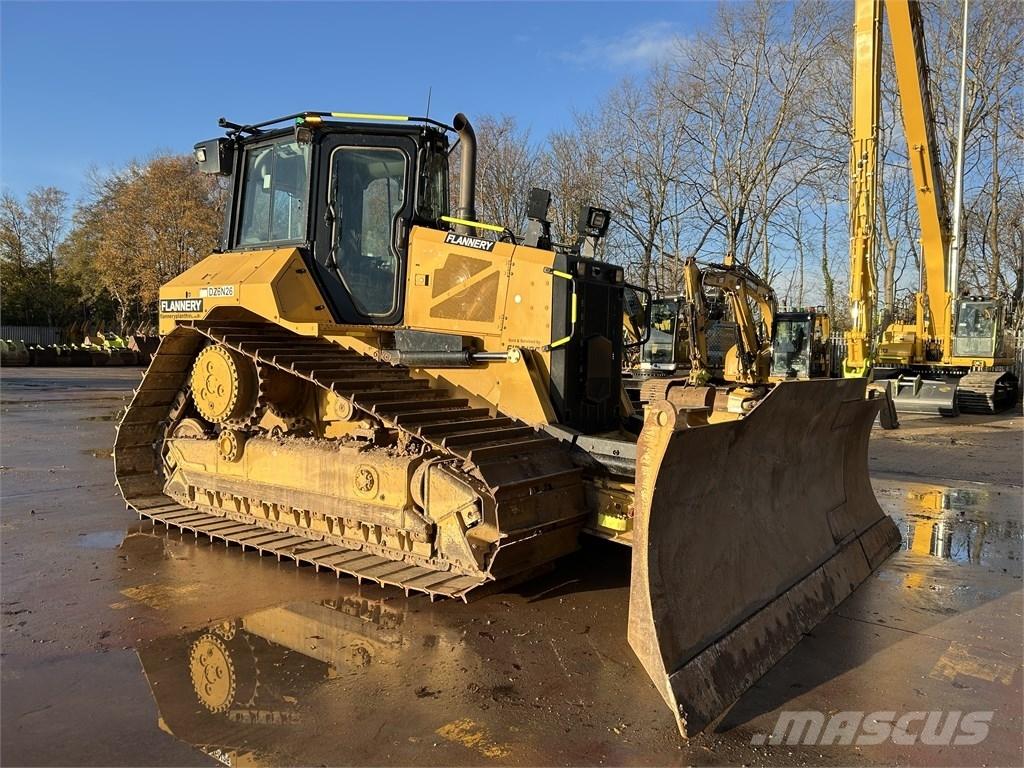 CAT D 5 LGP بلدوزرات مجنزرة
