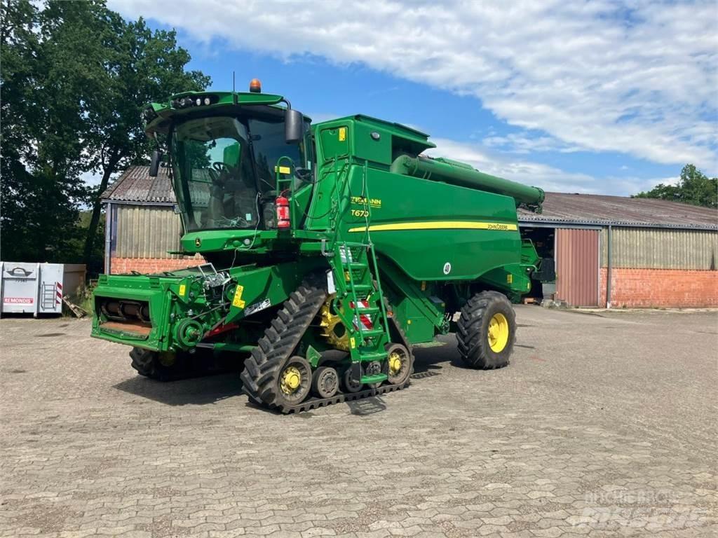 John Deere T670 حصادات