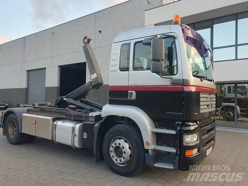 MAN TG 310 A شاحنات الرافعات الخطافية