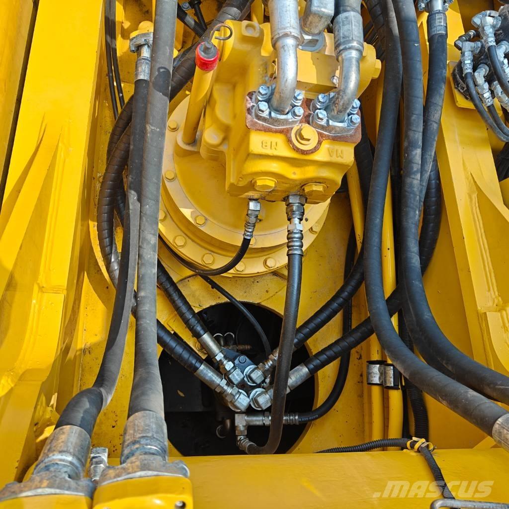 Komatsu 350-8 حفارات زحافة