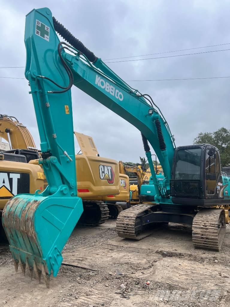 Kobelco SK 200 حفارات زحافة
