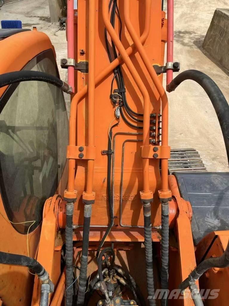 Doosan DX300LC حفارات زحافة