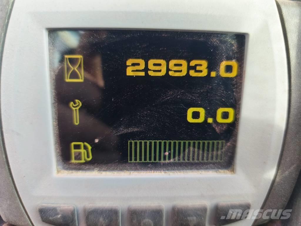 JCB 100 C حفارات وسط 7 طن - 12 طن