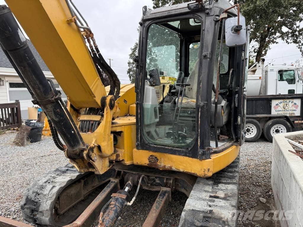 CAT 308 D CR حفارات زحافة