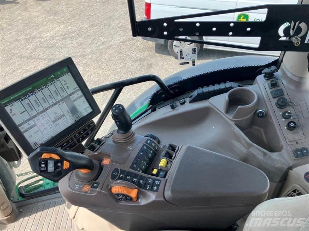 John Deere 6155R الجرارات