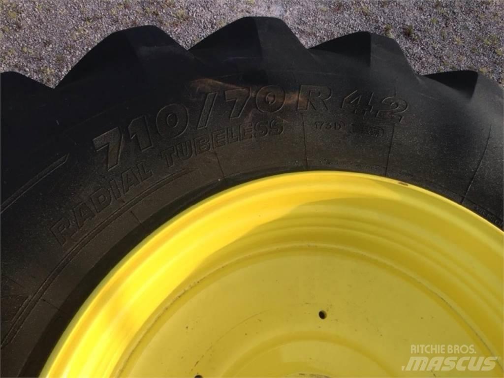 Michelin 710/70R42 الإطارات والعجلات والحافات