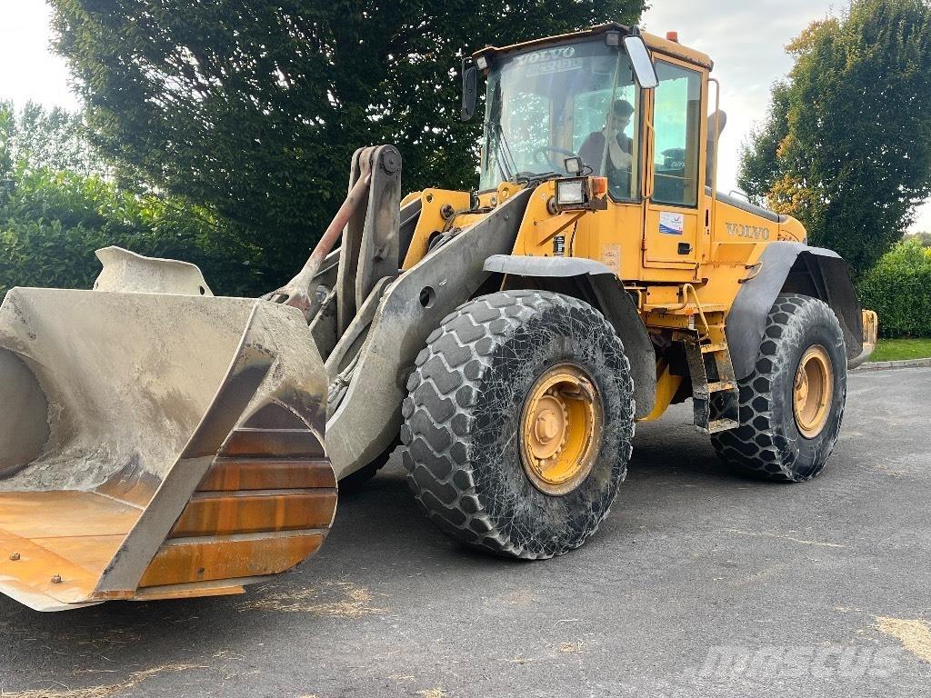 Volvo L 120 E لوادر بعجل