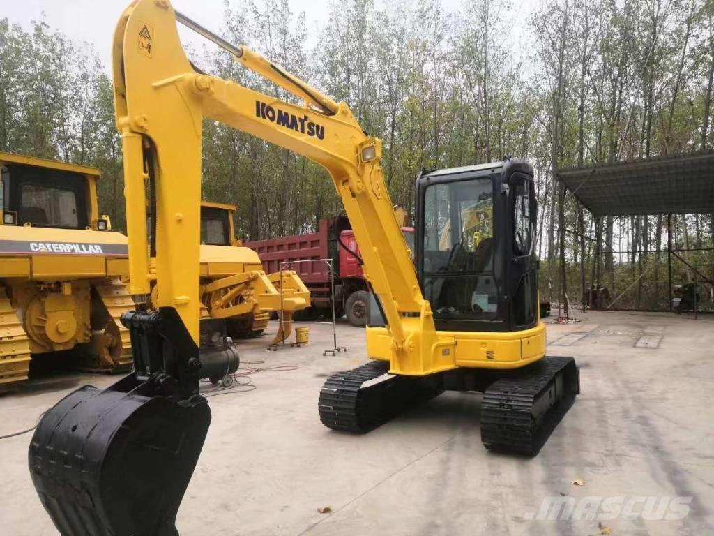 Komatsu PC 55 حفارات زحافة