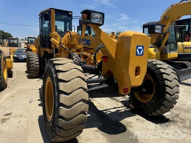 XCMG GR 180 معدات تمهيد الطرق