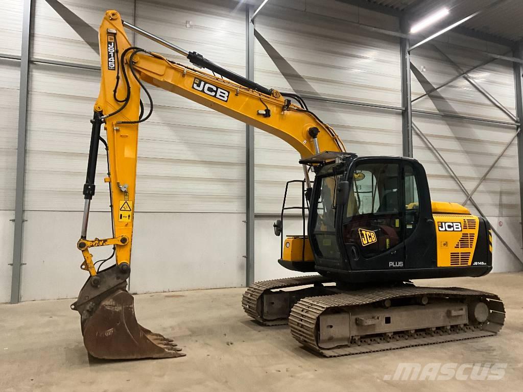 JCB JS 145 LC حفارات زحافة