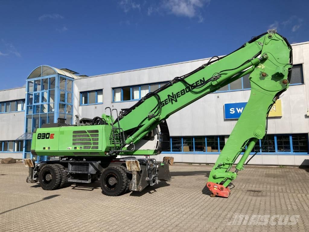 Sennebogen 830 M مناولات المخلفات / مناولات صناعية