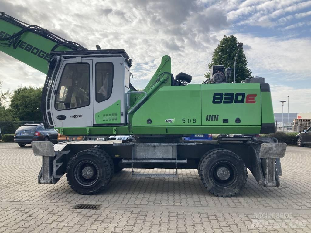 Sennebogen 830 M مناولات المخلفات / مناولات صناعية