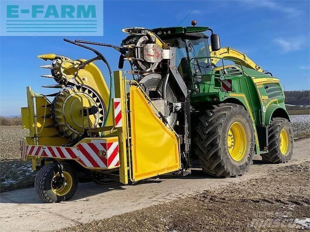 John Deere 8500 علافات ذاتية الدفع