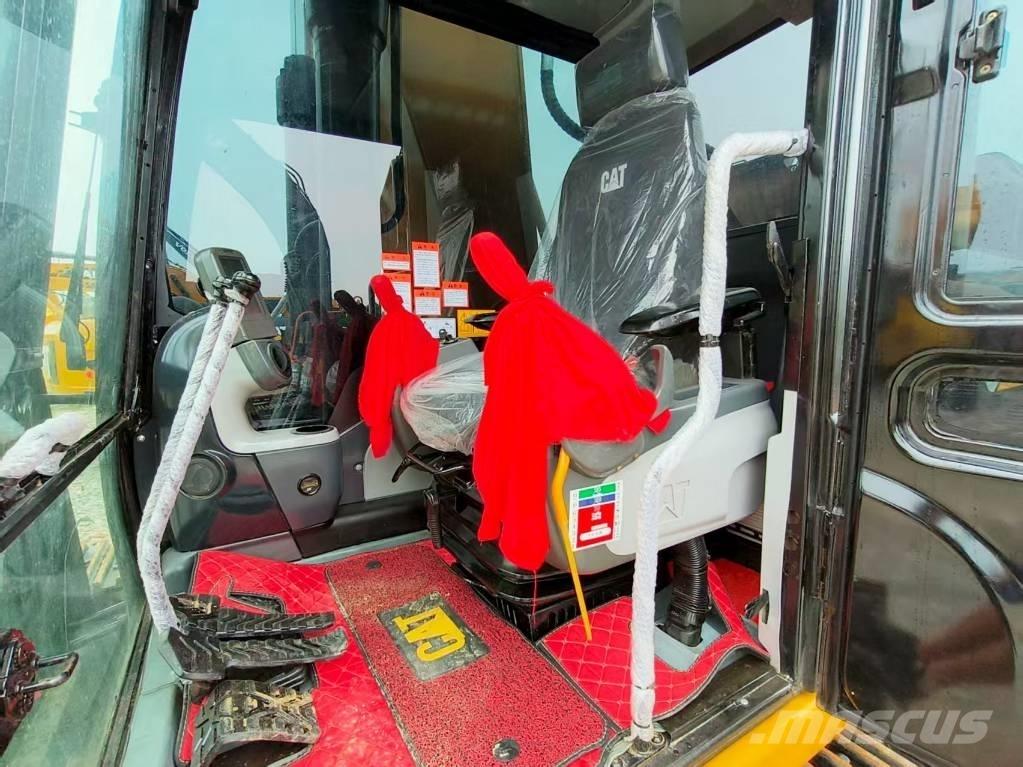 CAT 336 D حفارات زحافة