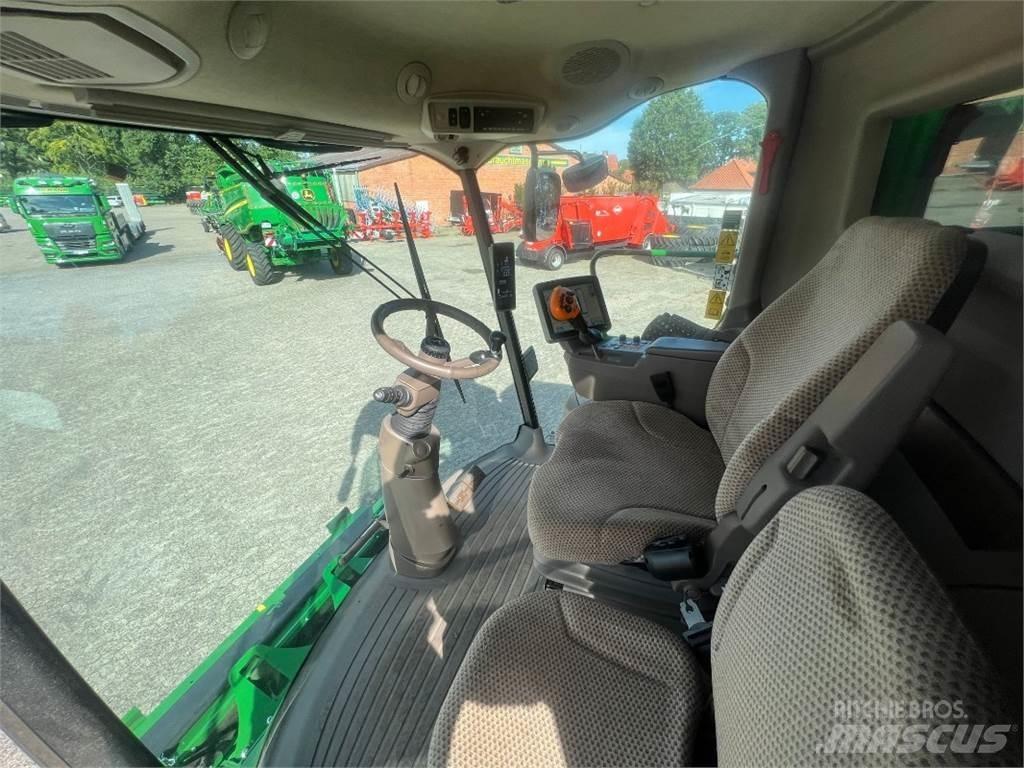 John Deere T560 حصادات