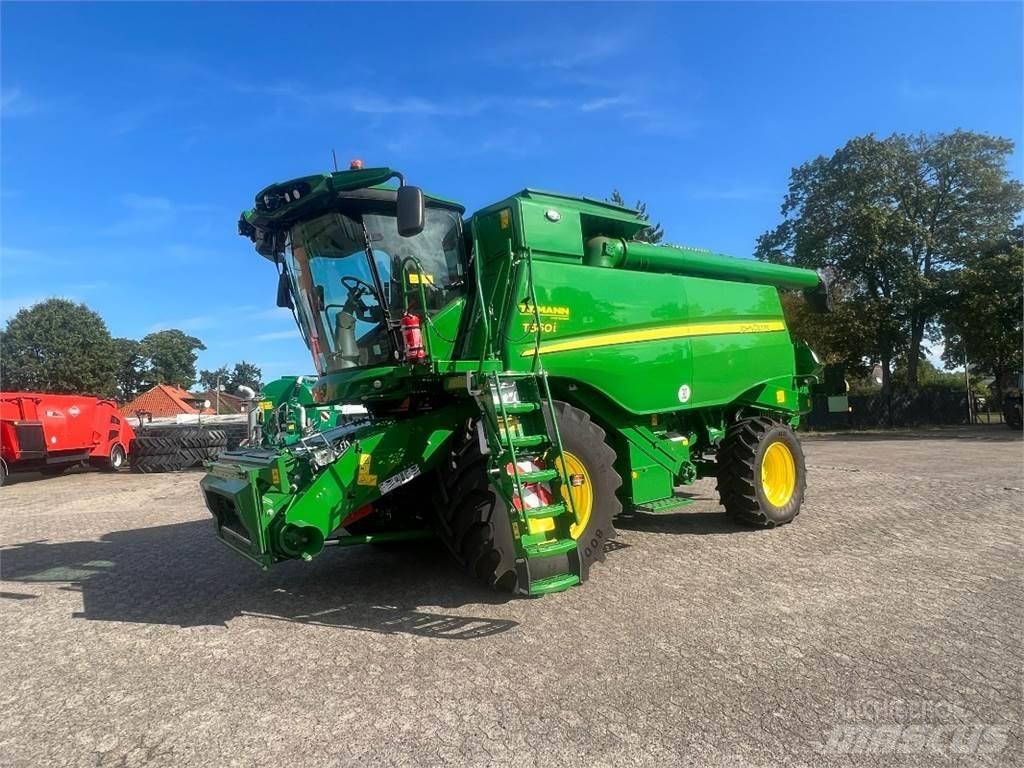 John Deere T560 حصادات