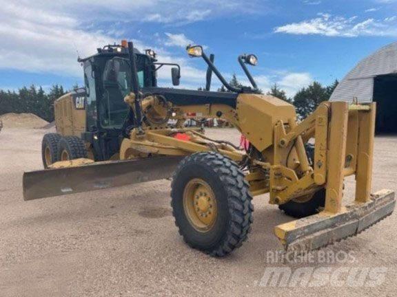 CAT 140 M 2 معدات تمهيد الطرق