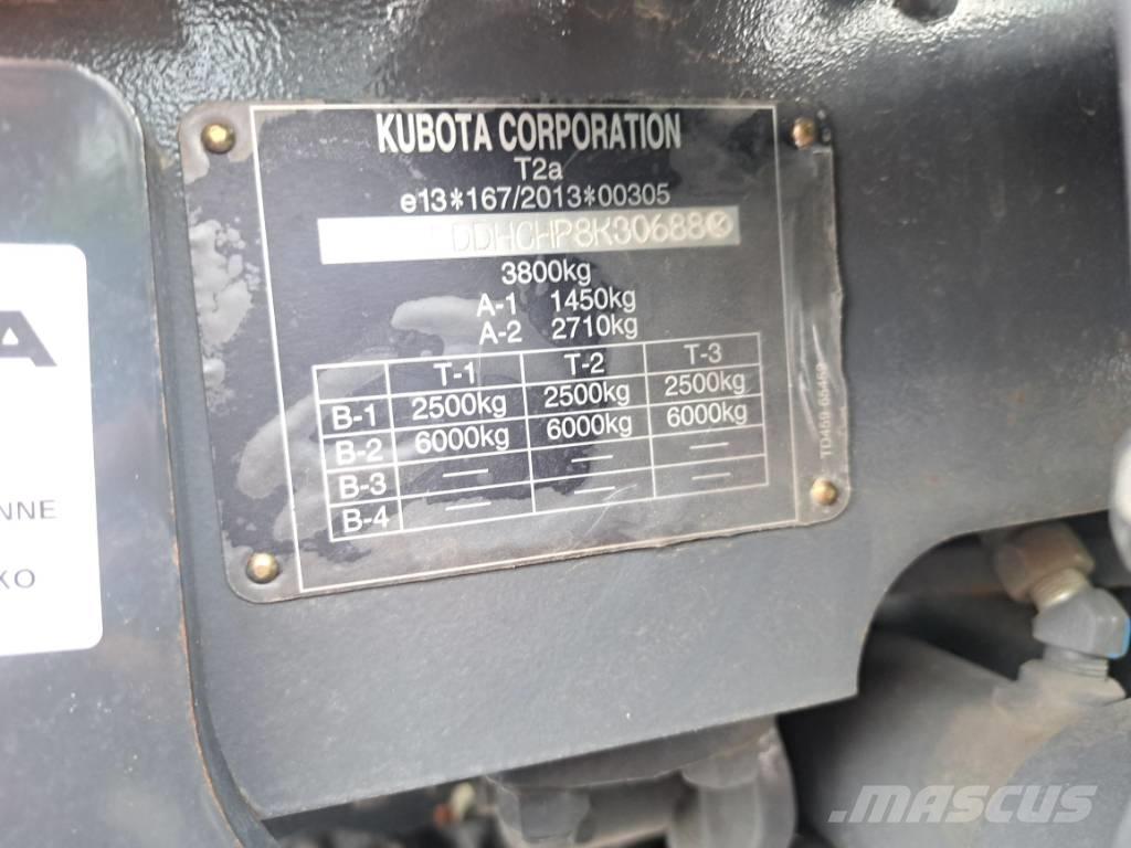 Kubota L2-622 جرارات مدمجة