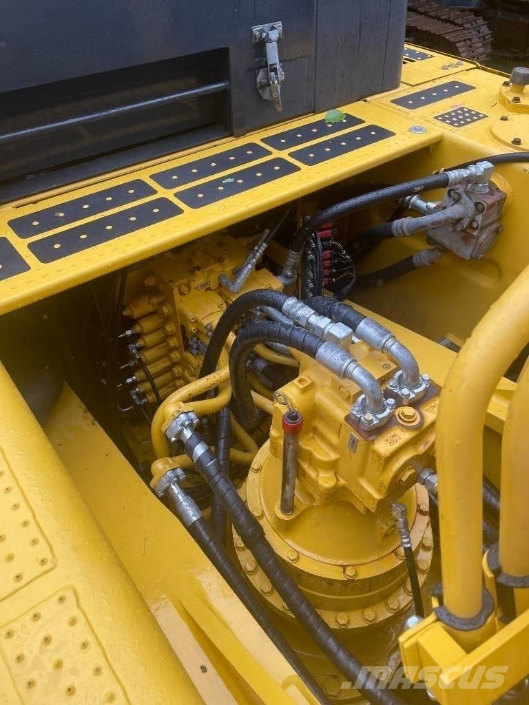 Komatsu PC 400-8 حفارات زحافة