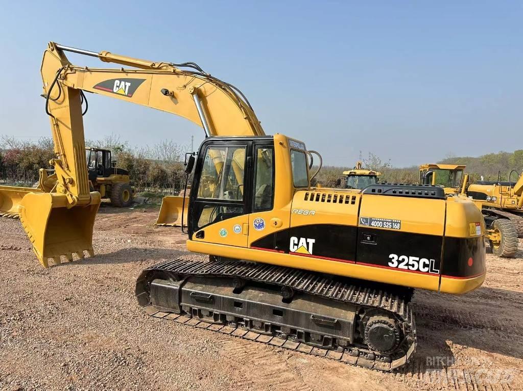 CAT 325 CL حفارات زحافة