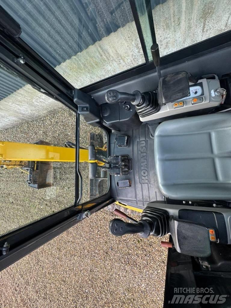 Komatsu PC 16 R-3HS حفارات صغيرة أقل من 7 طن (حفارات صغيرة)