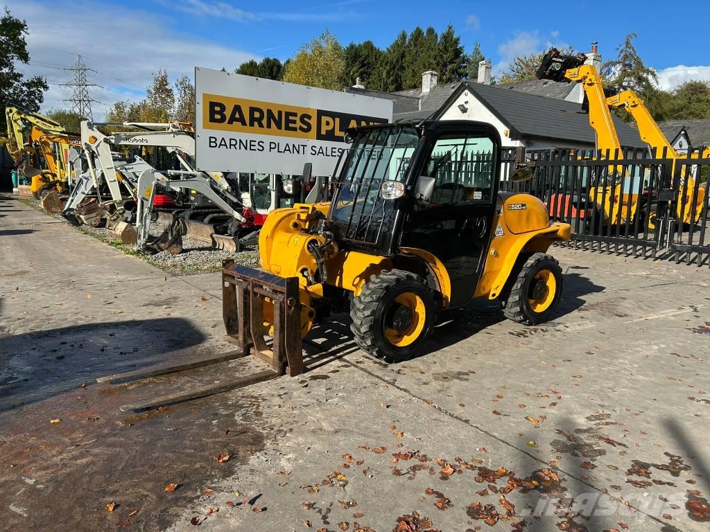 JCB 520-40 مناولات متداخلة
