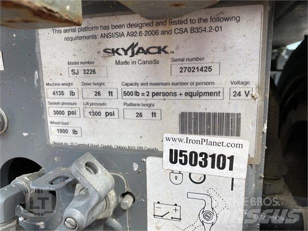 SkyJack SJ III 3226 رافعات مقصية الشكل