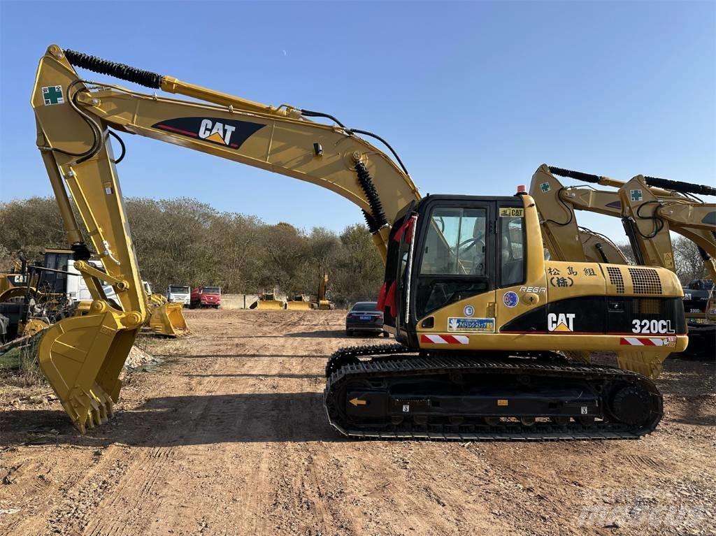 CAT 320 C L حفارات زحافة
