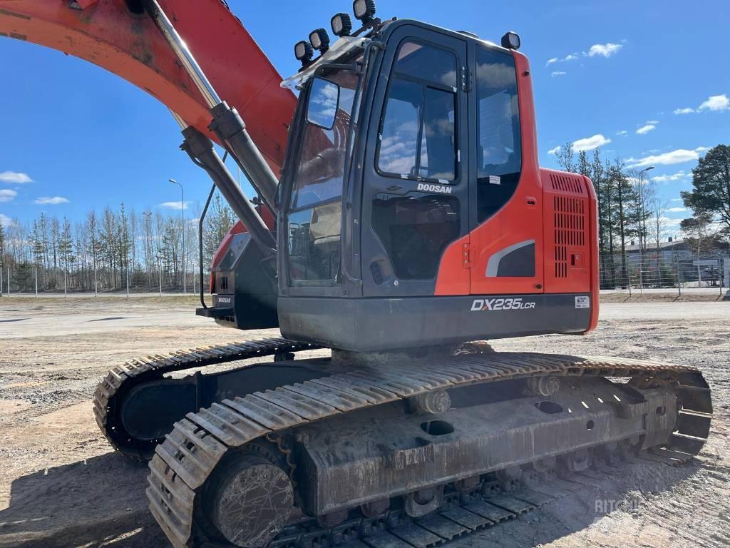 Doosan DX 235 LCR حفارات زحافة