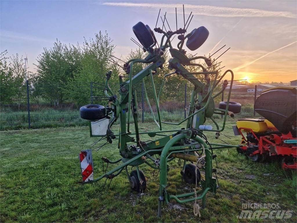 Krone KW 6.70/6 مكابس وميبسات التبن
