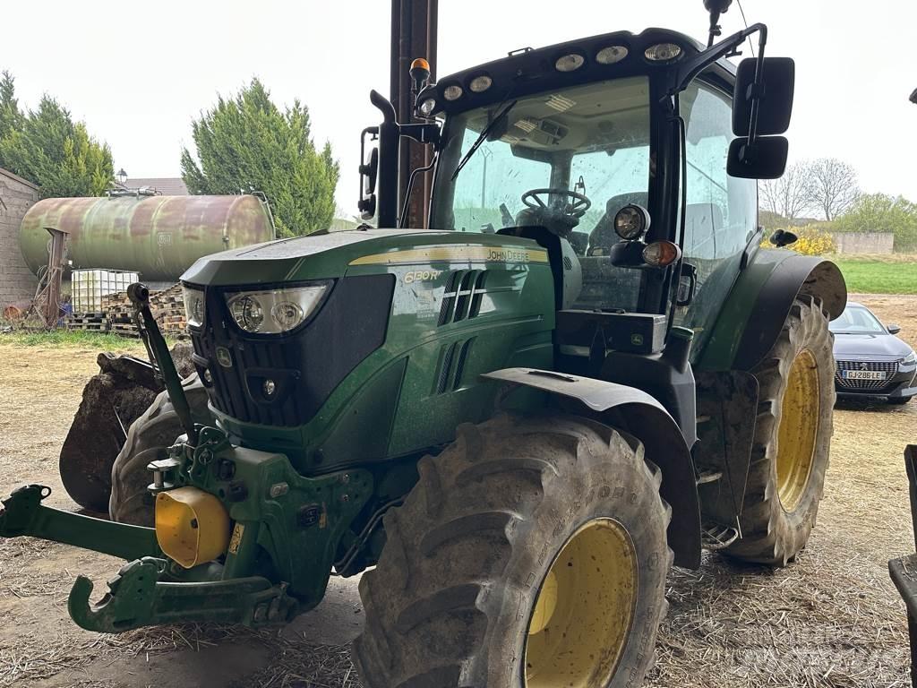 John Deere 6130R الجرارات