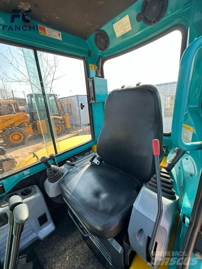 Kubota KX 155 حفارات زحافة
